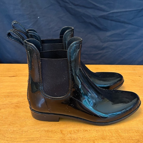 London Fog Rain Boots - Picture 2 of 7